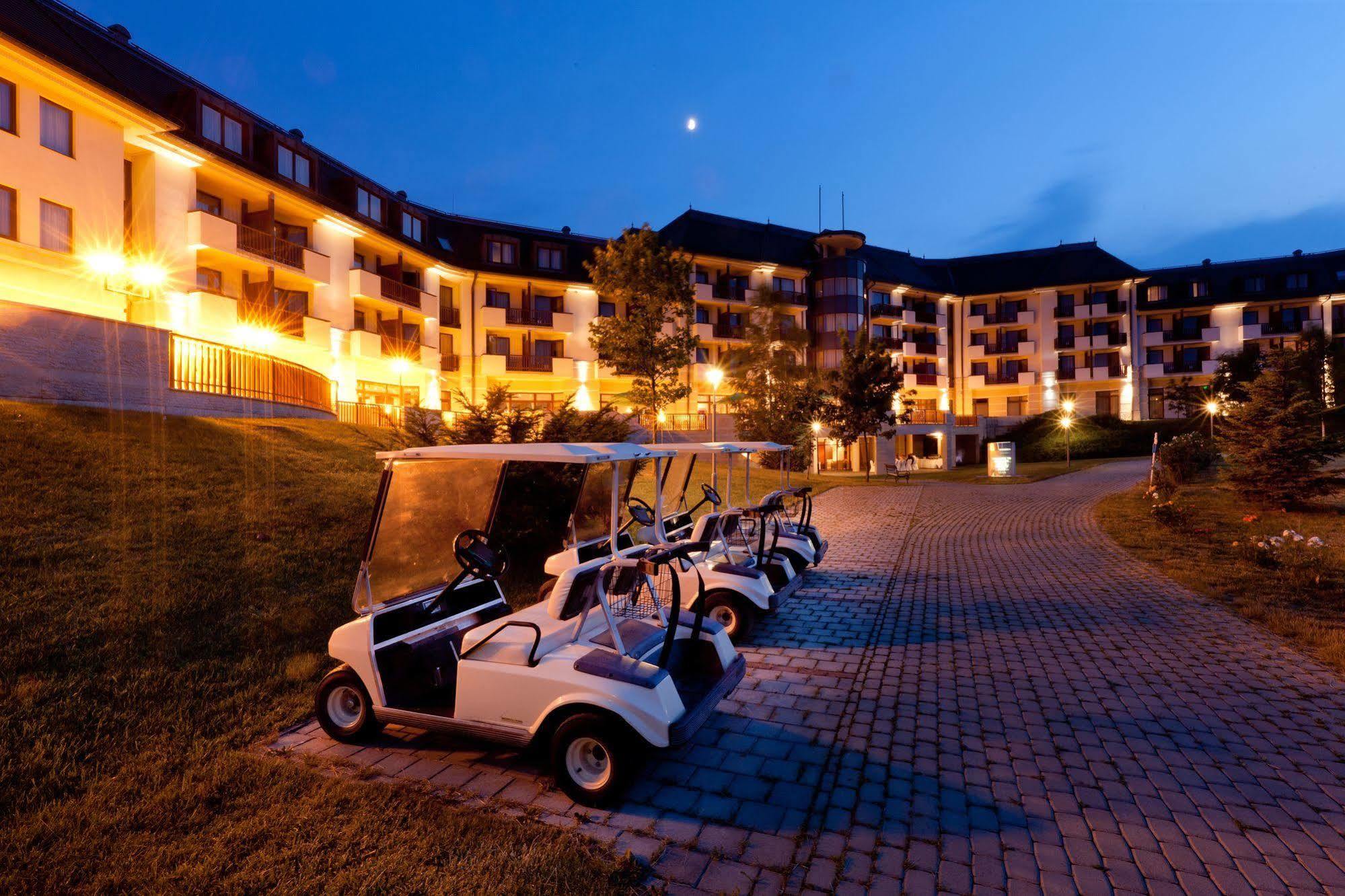 Greenfield Golf & Spa 4*